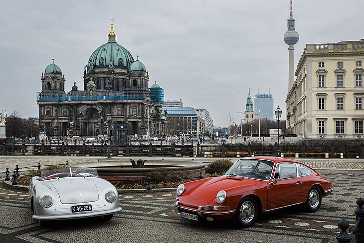 Porsche 356 "Nr. 1" Roadster, Porsche 911 (901 Nr. 57) (©Foto. Porsche AG)